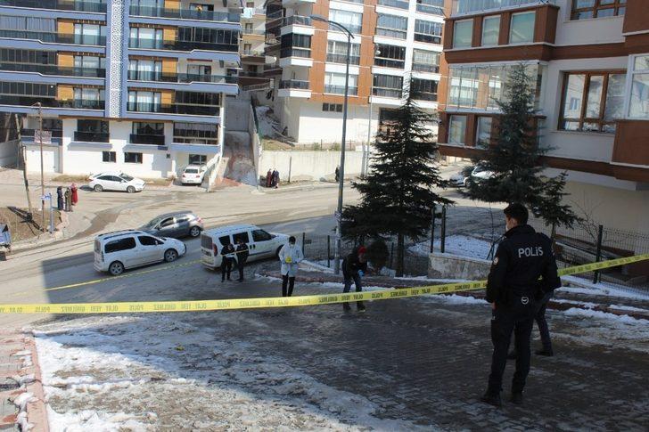 Ankara’da bir kadın sokak ortasında vurularak hayatını kaybetti G4