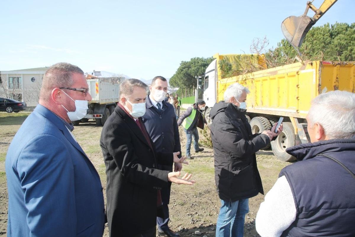 Başkan Deveci: &ldquo;Sahil elimizden gidiyor&rdquo;