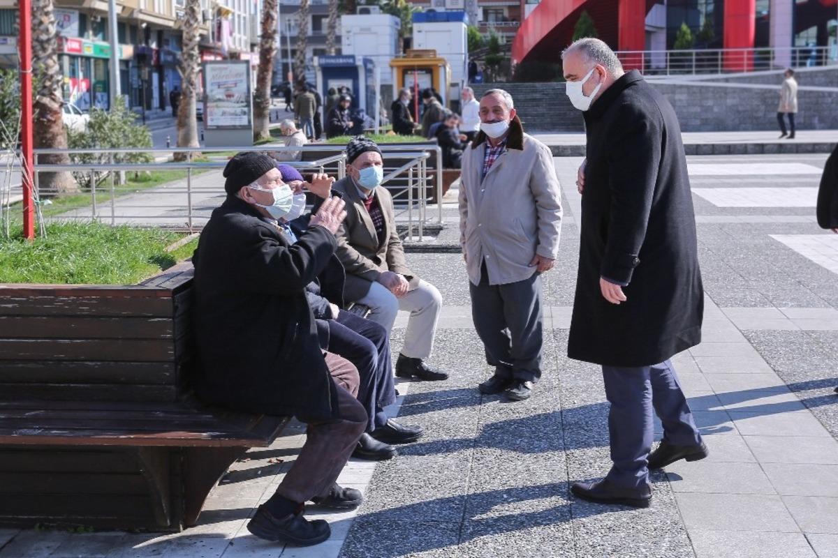 Sandık&ccedil;ı: &ldquo;T&uuml;m imkanlarımızla salgınla m&uuml;cadeleye devam&rdquo;