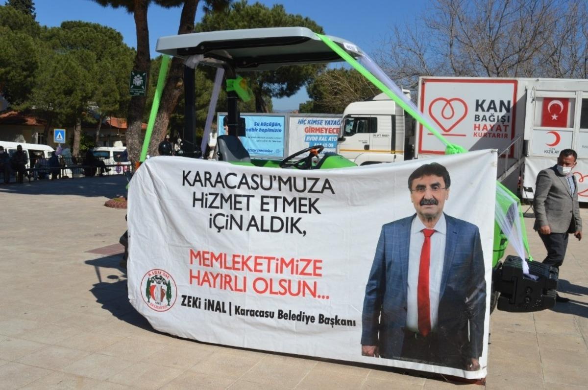 Karacasu Belediyesi yeni aracını vatandaşın hizmetine sundu