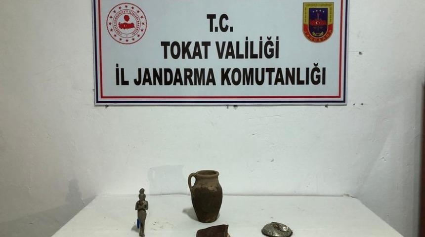 Tokat’ta el yazması Kuran’ı Kerim ele geçirildi