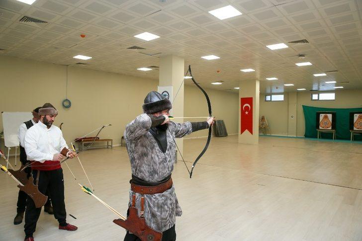 Bayburt Üniversitesinden kurtuluş günü etkinlikleri G4