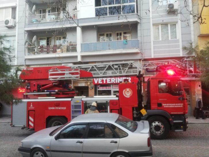 Bergama’da 4. katta çıkan yangın korkuttu G4