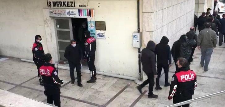 Kumarhaneye çevrilen iş merkezinde 25 kişi suçüstü yakalandı G3