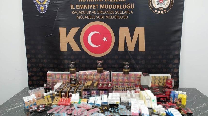 Kütahya’da bin 65 adet kaçak cinsel içerikli ürün ele geçirildi