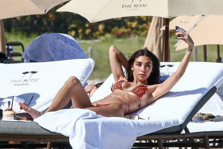 Herkesin tercih ettiği model Chantel Jeffries plajda!  G3