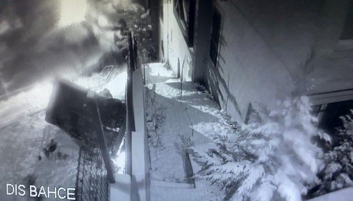 (Özel) İstanbul’da dehşet anları: Kayan araç aşağıya uçup böyle takla attı G2