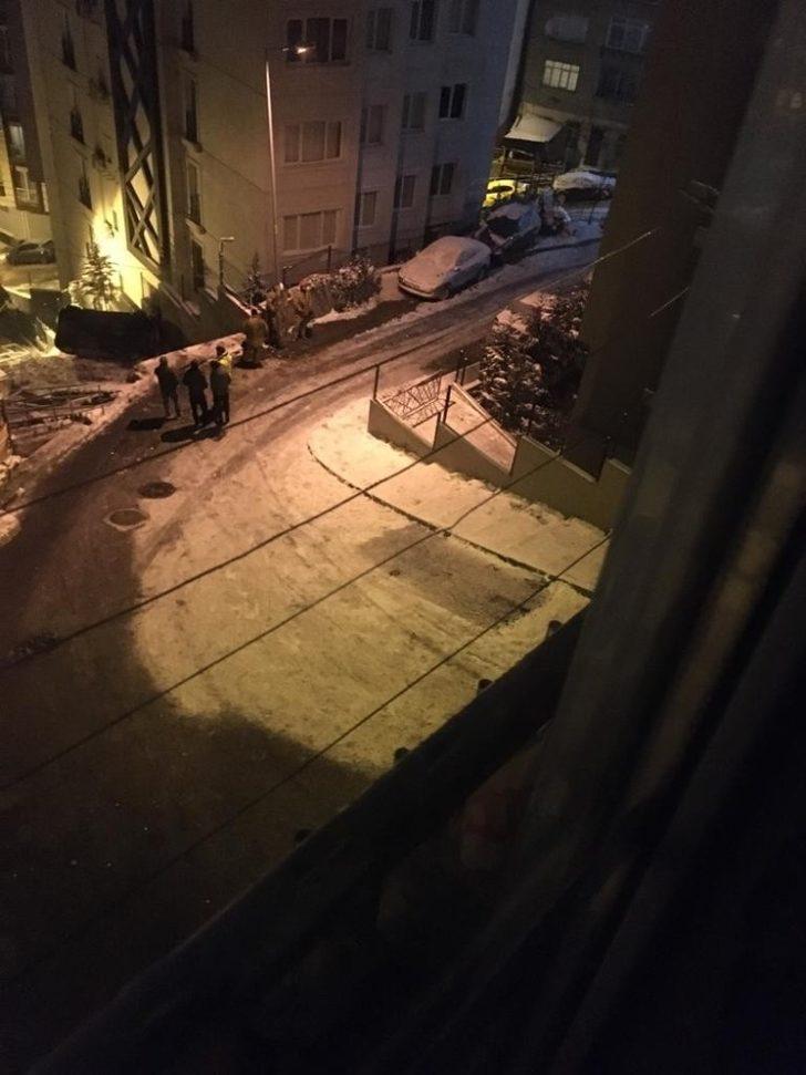 (Özel) İstanbul’da dehşet anları: Kayan araç aşağıya uçup böyle takla attı G5