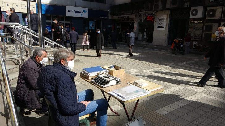 45 Yıllık arzuhalci, zamana meydan okuyor G4