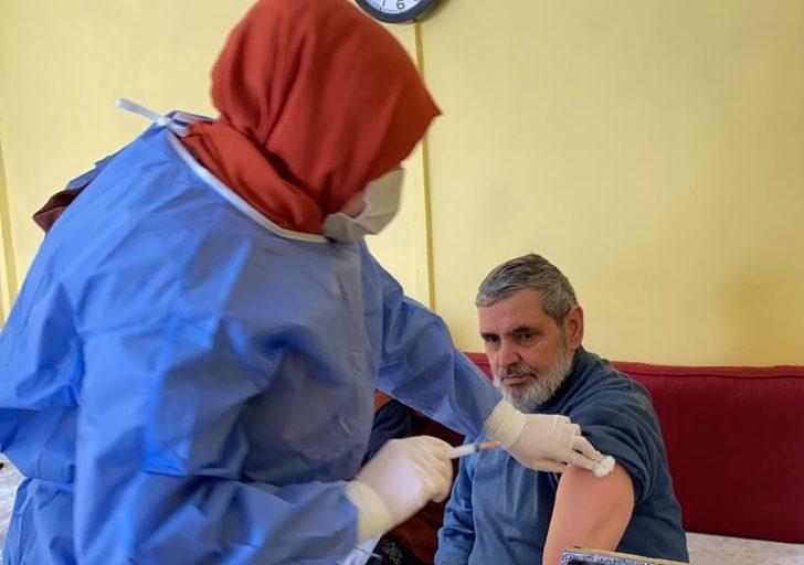 Kartepe’de Covid-19 aşılaması devam diyor G4