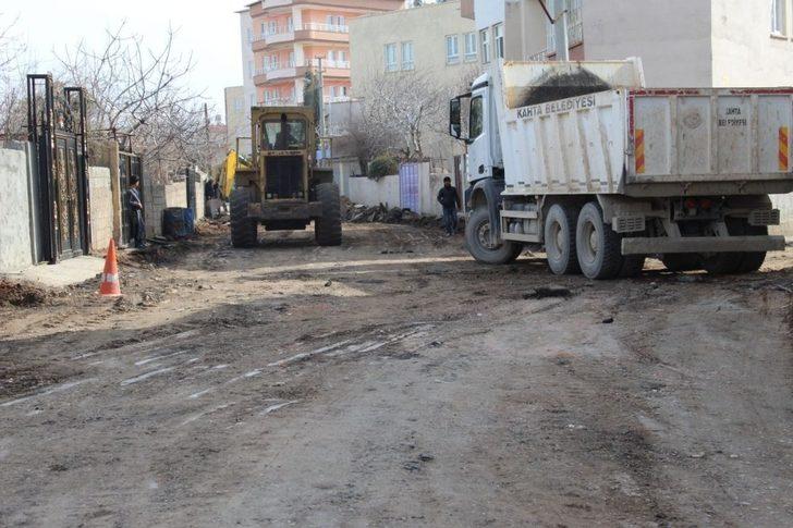 Kahta’da cadde ve sokaklar yenileniyor G2