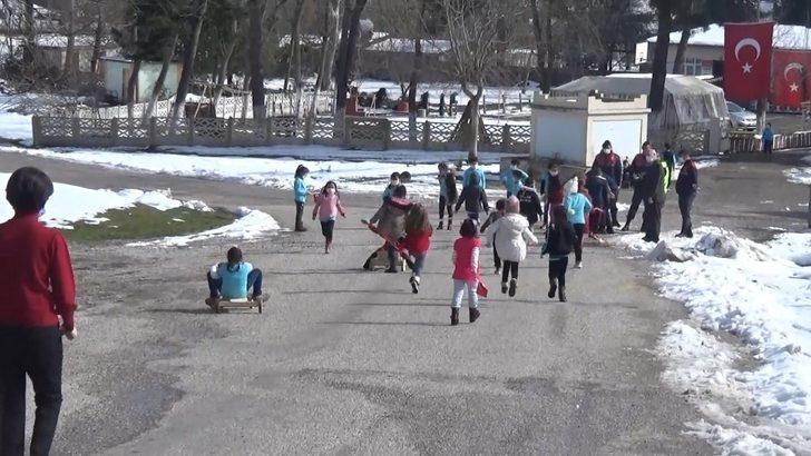 Okullarına kavuşan çocuklar ralli yaptı G3