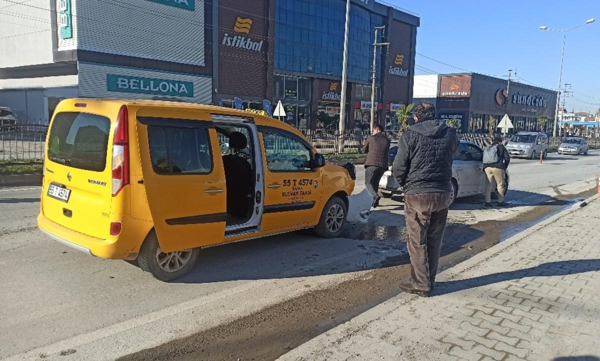 Bafra&rsquo;da zincirleme kaza: 1 yaralı