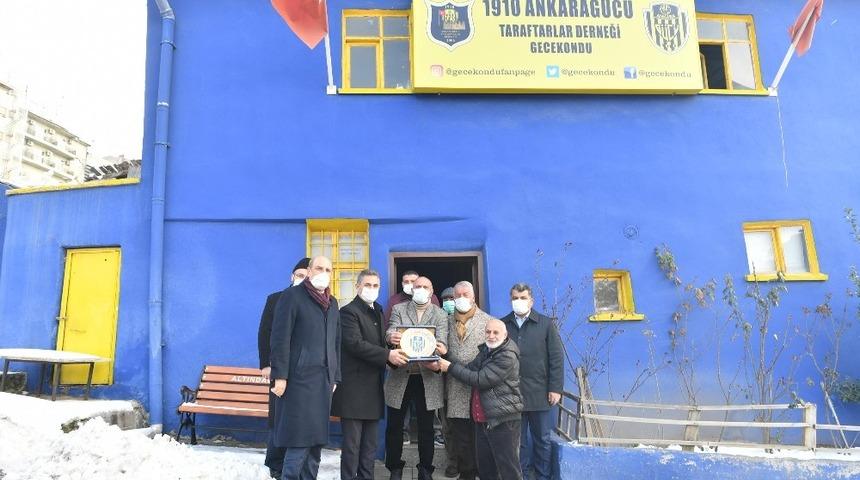 Mamak Belediye Başkanı Köse’den Ankaragücü taraftarlarına ziyaret