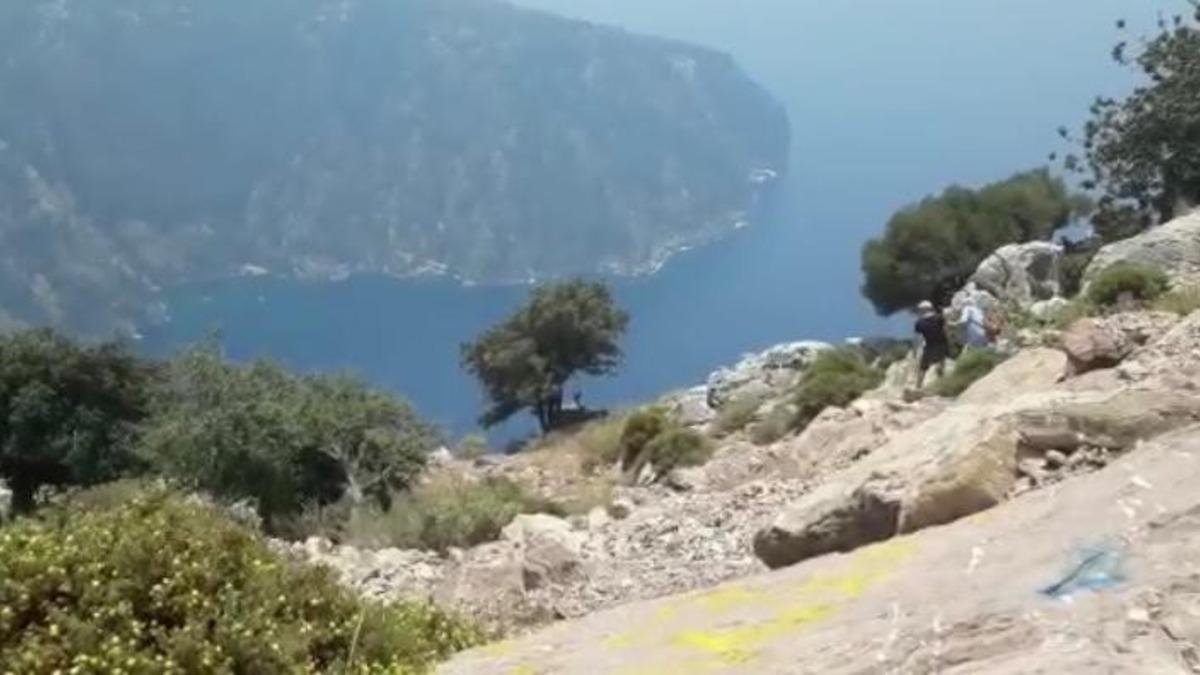 Kelebekler Vadisinde eşi tarafından &ouml;ld&uuml;r&uuml;ld&uuml;ğ&uuml; iddia edilen kadının son g&ouml;r&uuml;nt&uuml;leri ortaya &ccedil;ıktı
