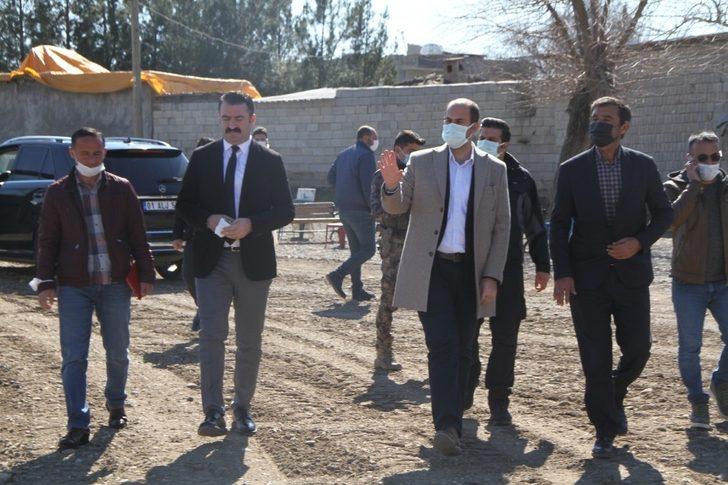 Kaymakam Türkmen üstyapı çalışmalarını inceledi G1