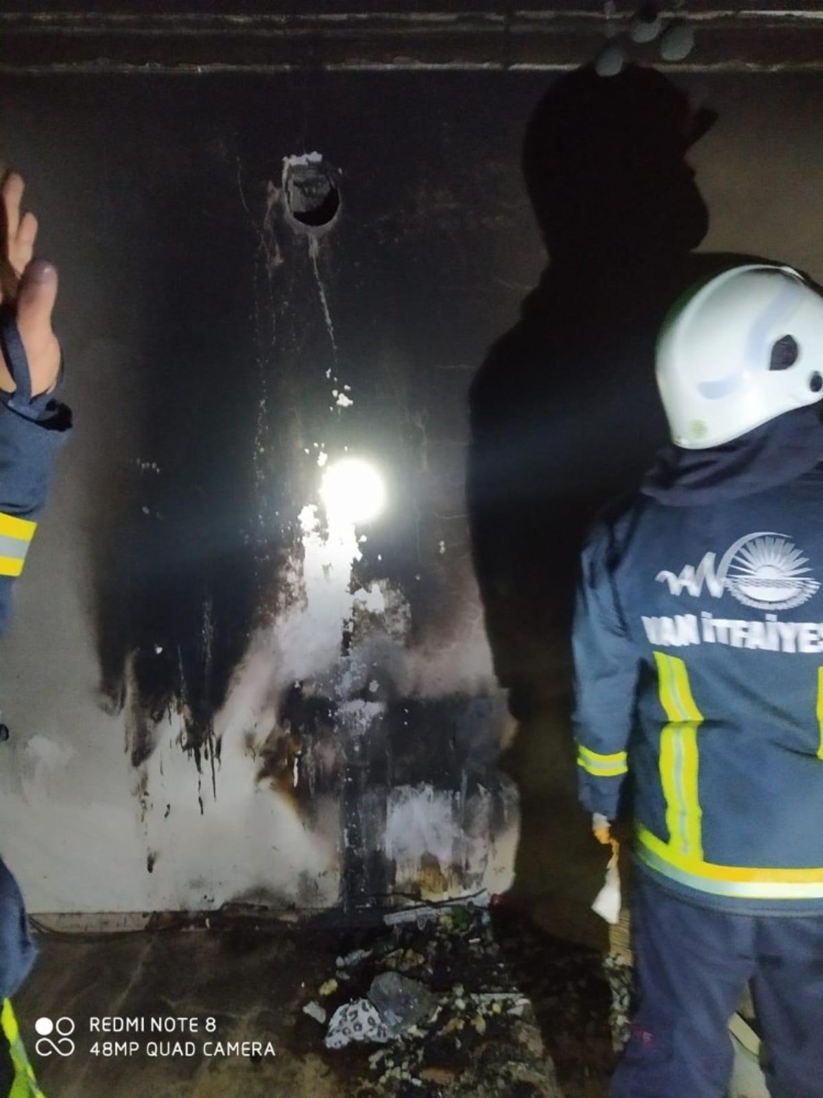 Van&rsquo;da ev yangını