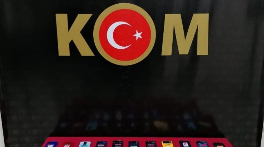 Gaziantep’te 33 adet kaçak cep telefonu ele geçirildi