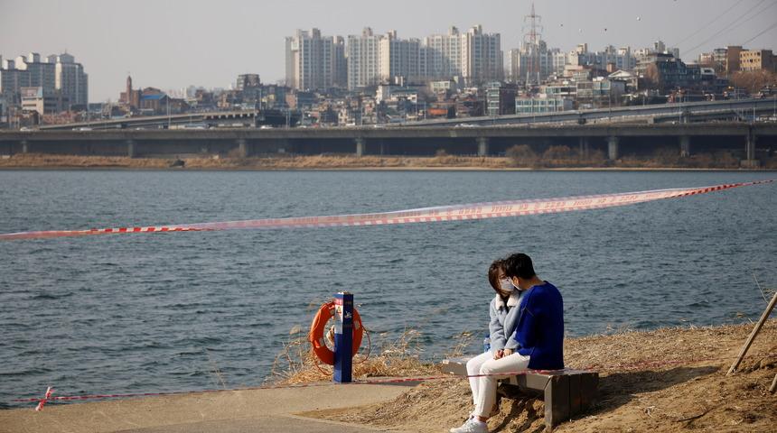 Güney Kore: Koronavirüs aşıları etkili olursa sonbahara kadar hayat normale döner
