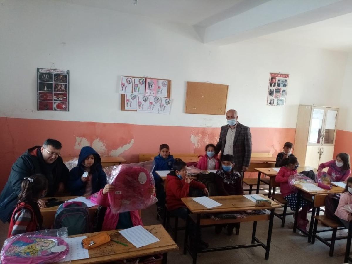 Başkan Ensari&rsquo;den okul ziyareti