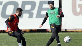 Feghouli takımla birlikte çalışmalara başladı