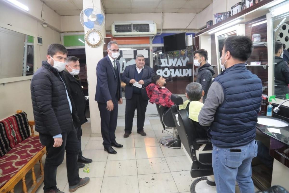 Başkan Kuş esnafları ziyaret etti