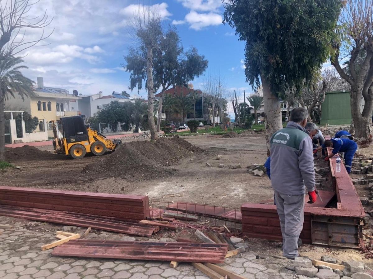 Kemer Belediyesinden yeşil alan &ccedil;alışması