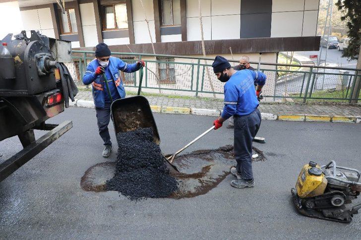 Eyüpsultan’da kar yağışı sonrası asfalt onarım çalışması başladı G2