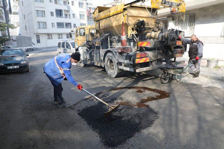 Eyüpsultan’da kar yağışı sonrası asfalt onarım çalışması başladı G5
