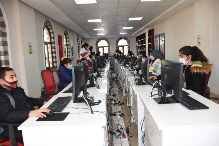 Bilgi Evinde yüz yüze eğitimlere başlandı G1