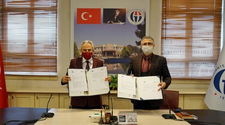 GAÜN’den Suriye’deki güvenli bölgelere eğitmen desteği