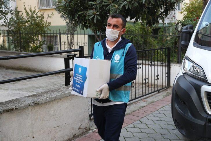 Merkezefendi Belediyesi, esnaf ve müzisyenlere gıda kolisi desteğini sürdürüyor G2