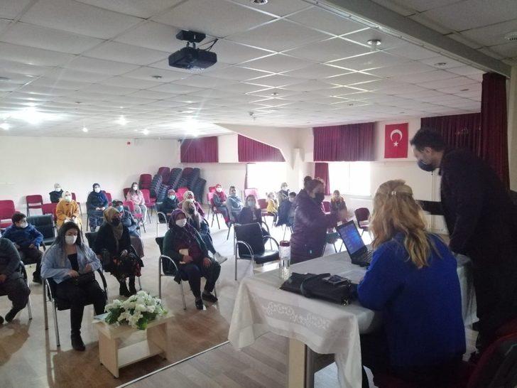 Kadınlar mesleki eğitim kursuyla altın bilezik sahibi oluyor G3