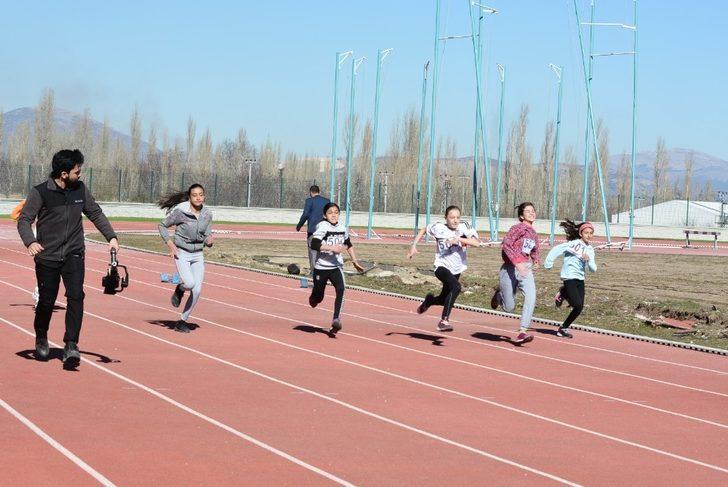 Isparta Belediyesi 2021 Atletizm Yarışmaları yapıldı G3