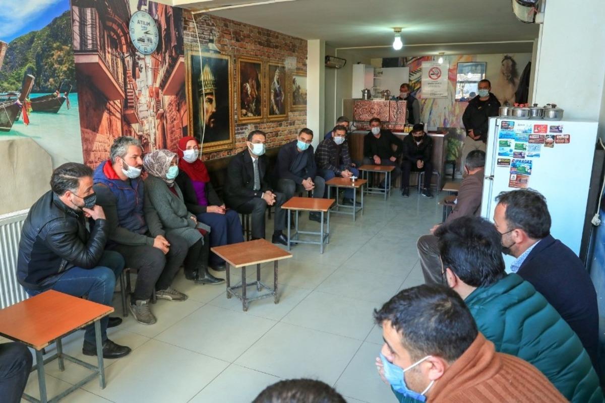 Başkan Vekili Aslan, esnafın sorun ve taleplerini dinlemeye devam ediyor