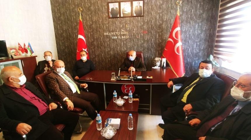 Kadim Aşiretler Federasyonundan MHP&rsquo;ye ziyaret