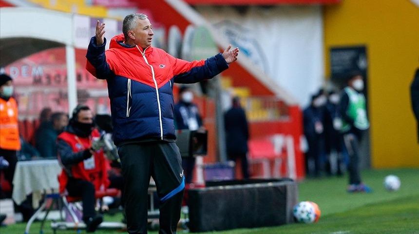 Kayserispor'da teknik direktör Petrescu ile yollar ayrıldı