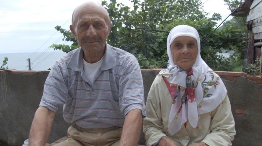 Trabzon’da çıkan yangında yaşlı çift hayatını kaybetti