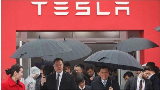 Bitcoin: Tesla hisseleri düştü, Elon Musk dünyanın en zengini unvanını kaybetti 2