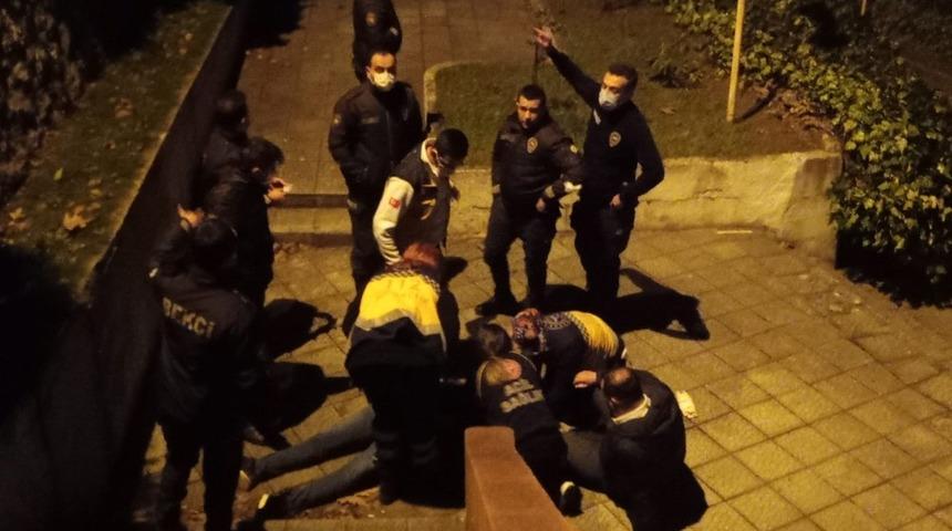 5 metre yükselikten beton zemine düşerek yaralandı