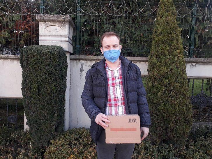 (ÖZEL) İnternetten telefon sipariş verdi, kargodan bisküvi çıktı G2