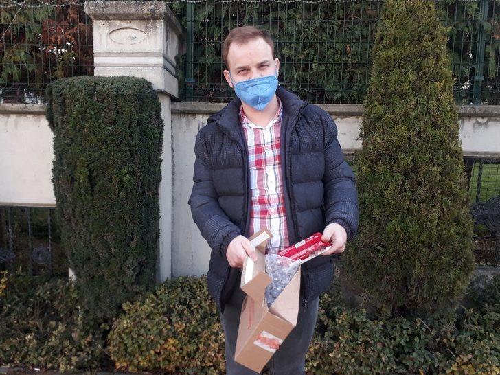 (ÖZEL) İnternetten telefon sipariş verdi, kargodan bisküvi çıktı G4