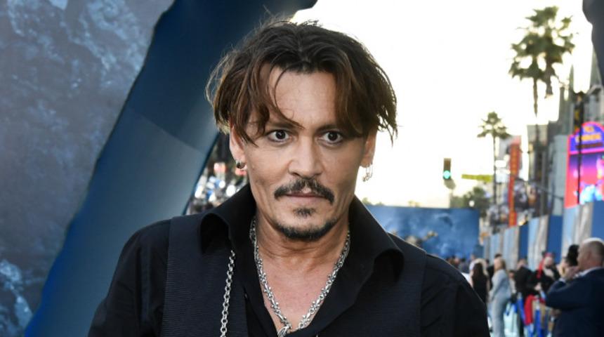 Oyunculuk sınırlarını zorlayarak rolü için kadın kılığına giren 15 aktör!