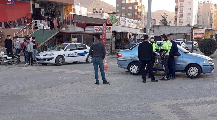 Direğin devrilme ihtimaline aldırış etmeden kazayı film gibi izlediler G3