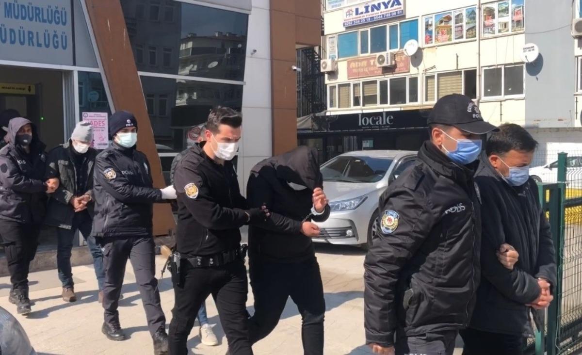 Konteyner vaadiyle onlarca vatandaşı dolandıran &ccedil;etenin 7 &uuml;yesi tutuklandı