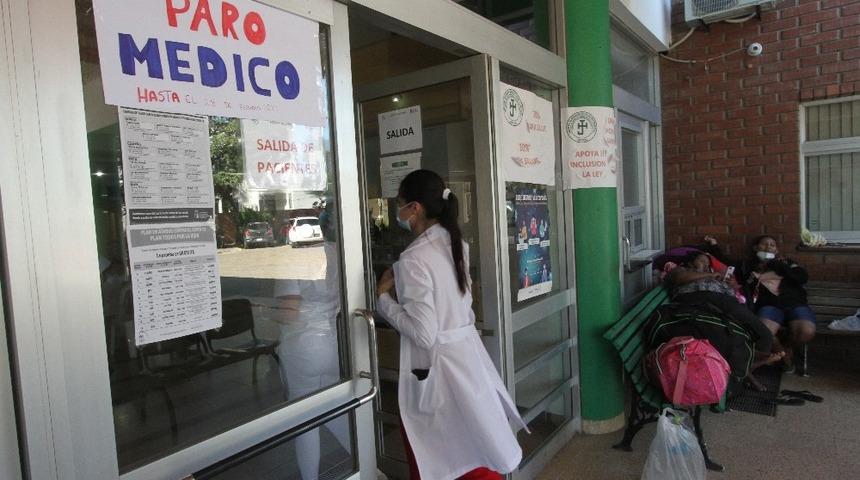 Bolivya&rsquo;da doktor grevine destek g&ouml;sterilerinde &ccedil;ok sayıda kişi yaralandı