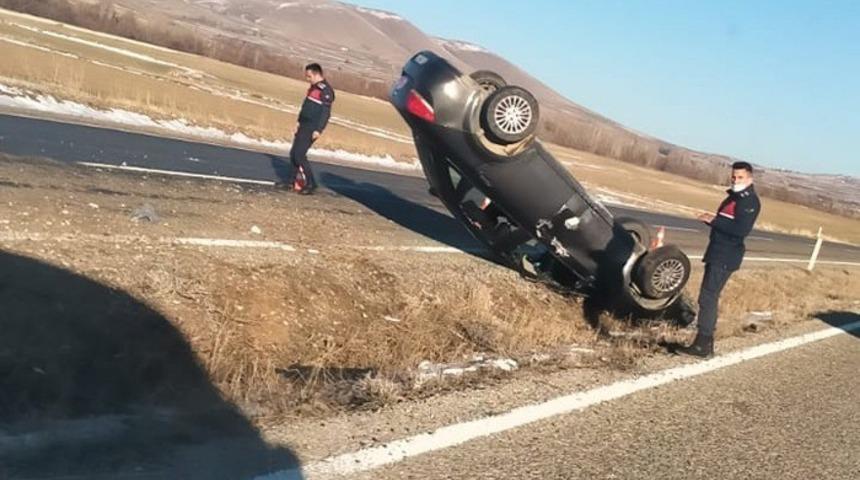 Kırşehir&rsquo;de trafik kazası: 2 yaralı