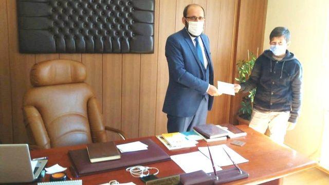 Hisarcık Müftüsü Akyol, başarılı öğrencileri ödüllendirdi