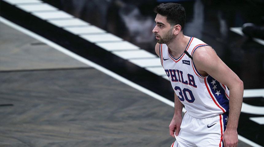 NBA'de Furkan Korkmaz'dan Toronto'ya 19 sayı