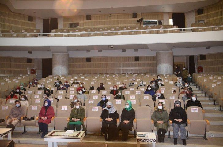 AK Parti Kadın Kolları Gara şehitlerini unutmadı G2